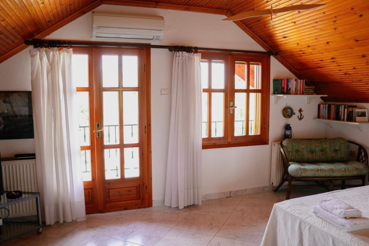 Renaissance Holidays Villa Nea Kallikrateia Bagian luar foto