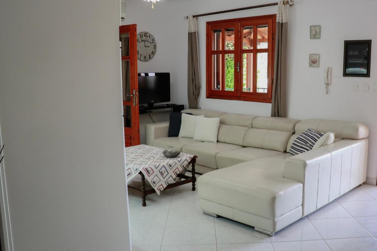 Renaissance Holidays Villa Nea Kallikrateia Bagian luar foto
