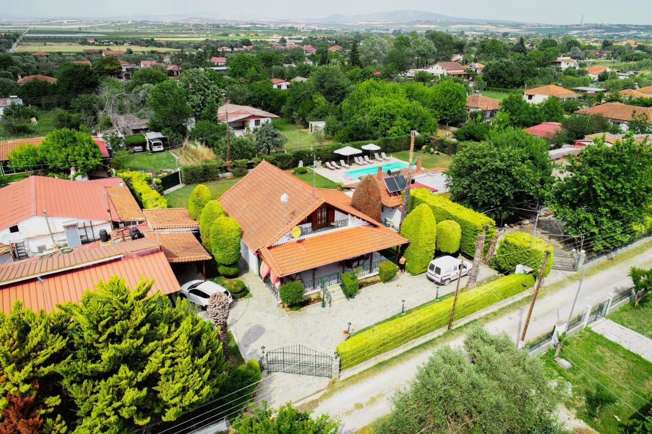 Renaissance Holidays Villa Nea Kallikrateia Bagian luar foto