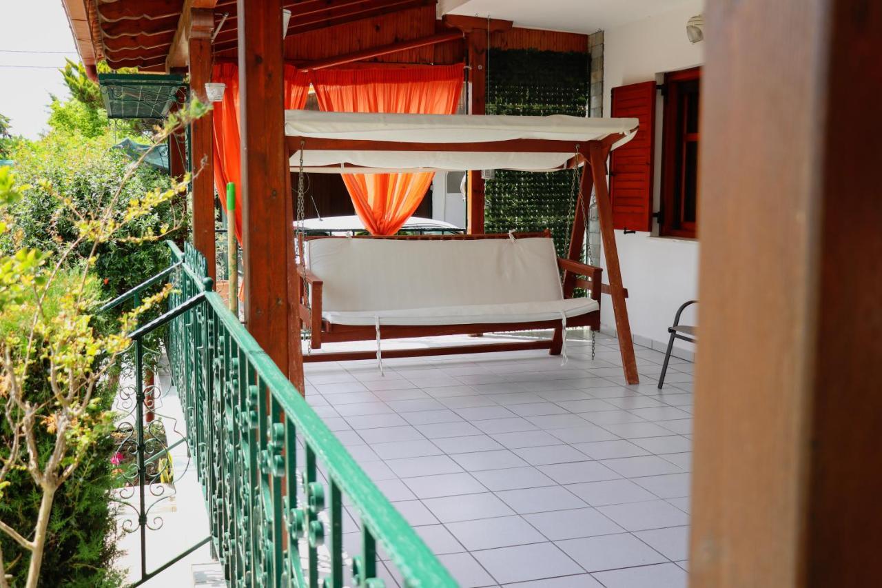 Renaissance Holidays Villa Nea Kallikrateia Bagian luar foto