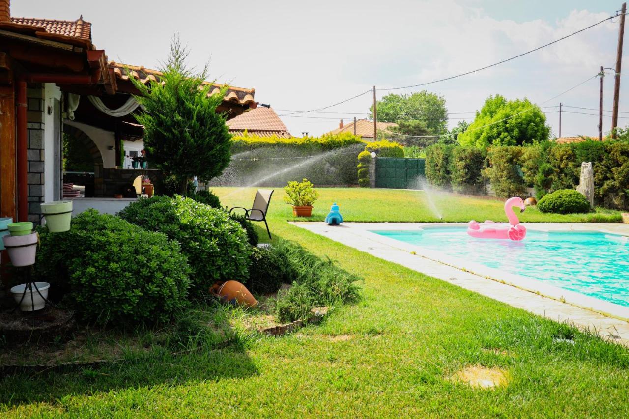 Renaissance Holidays Villa Nea Kallikrateia Bagian luar foto