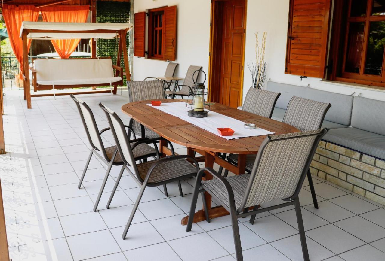 Renaissance Holidays Villa Nea Kallikrateia Bagian luar foto