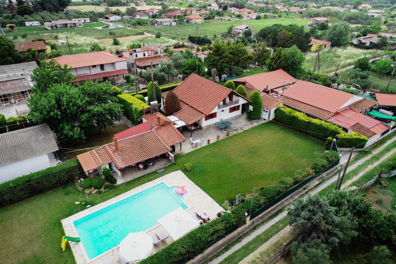 Renaissance Holidays Villa Nea Kallikrateia Bagian luar foto